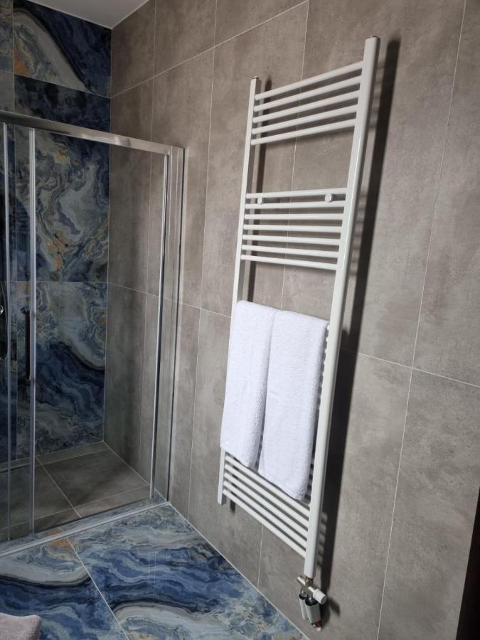 Valentina'S Luxe Apartment マスティハリ エクステリア 写真